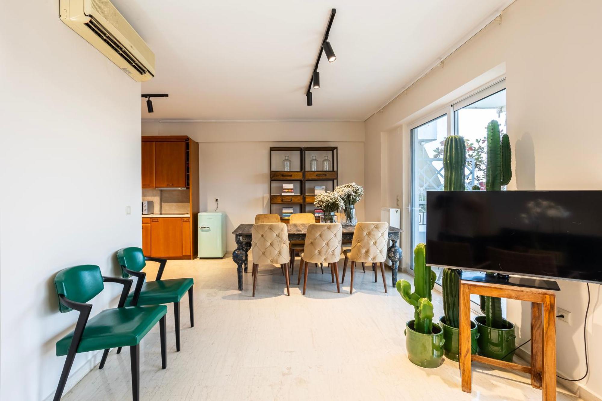 Villy'S Comfort Zone Apartments Kalamata Exterior photo