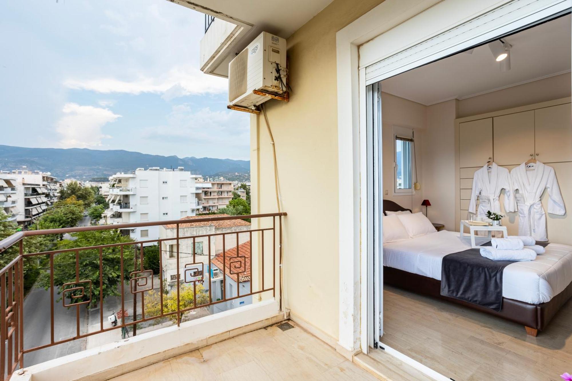 Villy'S Comfort Zone Apartments Kalamata Exterior photo